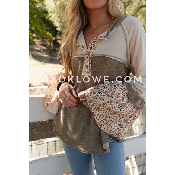 POL Olive + Cream Floral Sleeve Half Button Henley Top - Picture 12 of 16